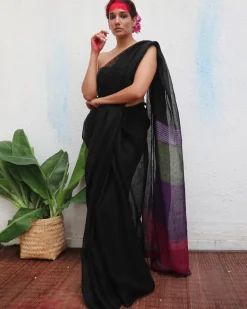 Brahmi Handwoven Linen Saree - Kaali