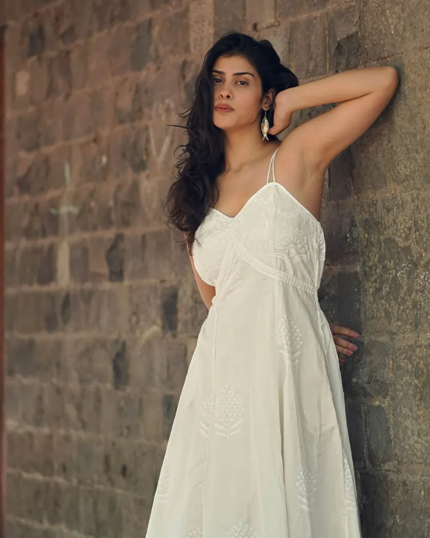 Buttercup Fade Ivory Block Printed Dress - SFD
