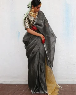 Charulata Handwoven Linen Zari Saree