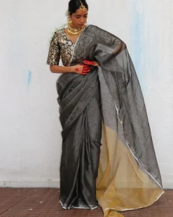 Charulata Handwoven Linen Zari Saree