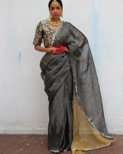 Charulata Handwoven Linen Zari Saree