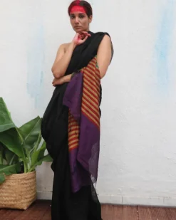Devakanya Handwoven Linen Saree - Kaali
