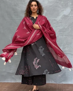 Flicker of Fireflies Blockprinted Cotton Dupatta