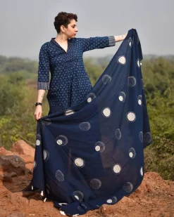 Indigo Flow Moonshine Blockprinted Cotton Dupatta - Awargi