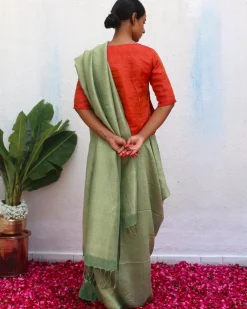 Ishya Green Handwoven Linen Zari Saree - Eknoor