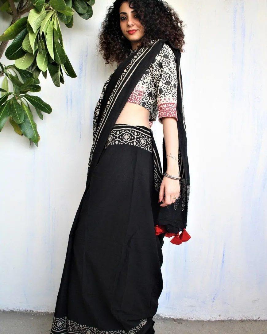 Ivory Black Block Printed Cotton Mul Saree