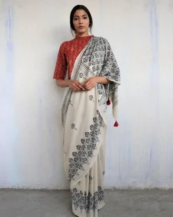 Ivory Grey Block Printed Cotton Mul Saree - God