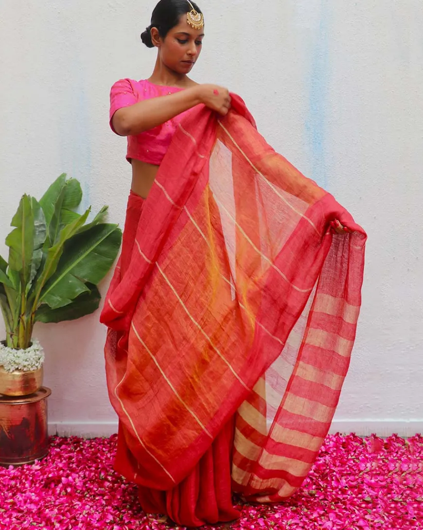 Jyotsna Maroon Handwoven Linen Zari Saree - Eknoor