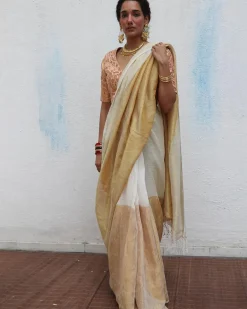 Lalitha Handwoven Linen Zari  Saree - Onam