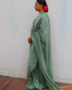 Lush Green Handwoven Linen Zari Saree - TOG