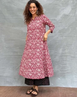 Night’s Sigh Block printed Cotton Kurti