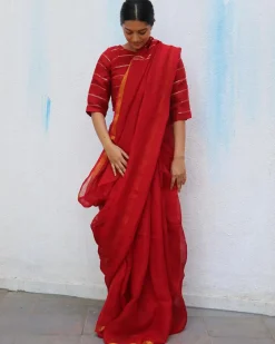 Red Charm Handwoven Linen Saree - Everyday Beautiful