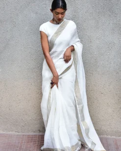 Selene Handwoven Linen Saree- Stardust