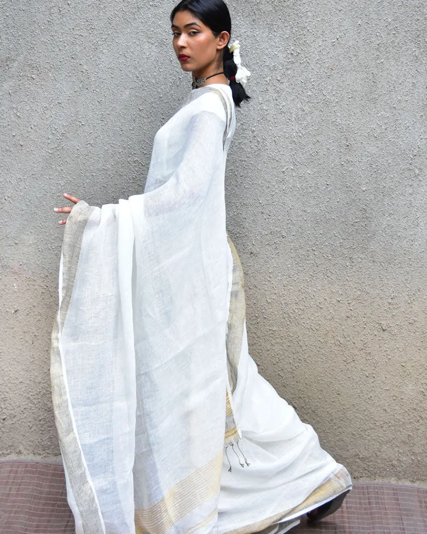 Selene Handwoven Linen Saree- Stardust