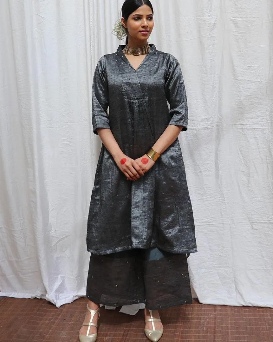 Shyamali Handwoven Cotton Zari Kurta Set - Zari