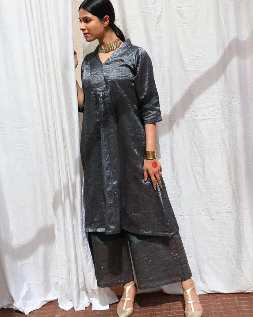 Shyamali Handwoven Cotton Zari Kurta Set - Zari
