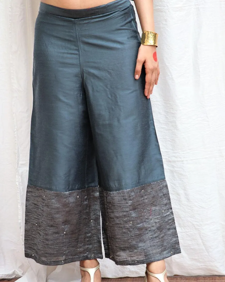 Shyamali Handwoven Cotton Zari Kurta Set - Zari
