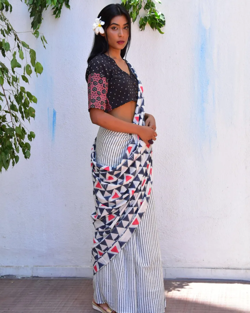 Twilight Sparkle Handblockprinted Mulmul Cotton Saree - Vnmn
