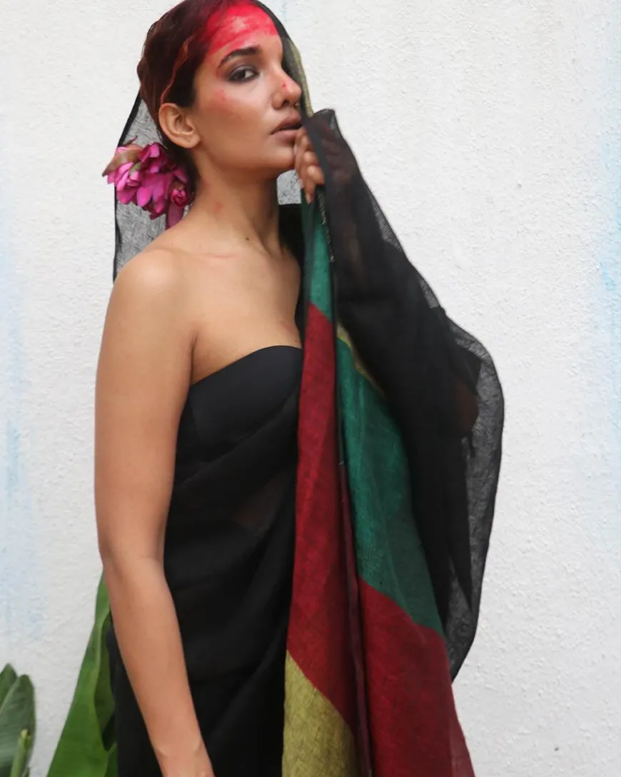 Yogini Handwoven Linen Saree - Kaali